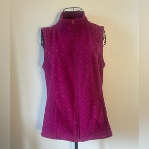 Raspberry Diamond Pattern Vest Cabincore Campcore Cozycore